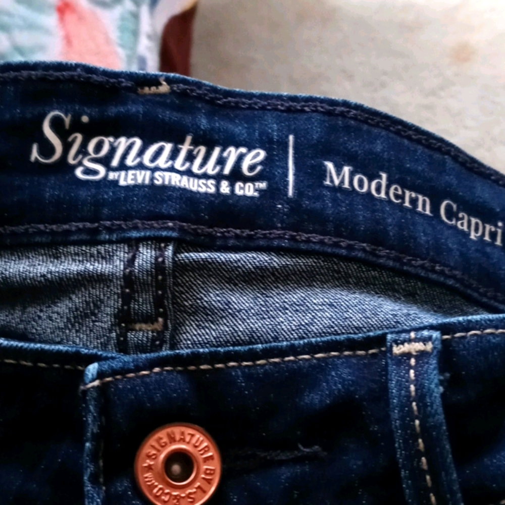 Capris